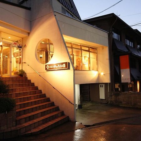 Honkan Gentaroya Hotell Nozawaonsen Exteriör bild
