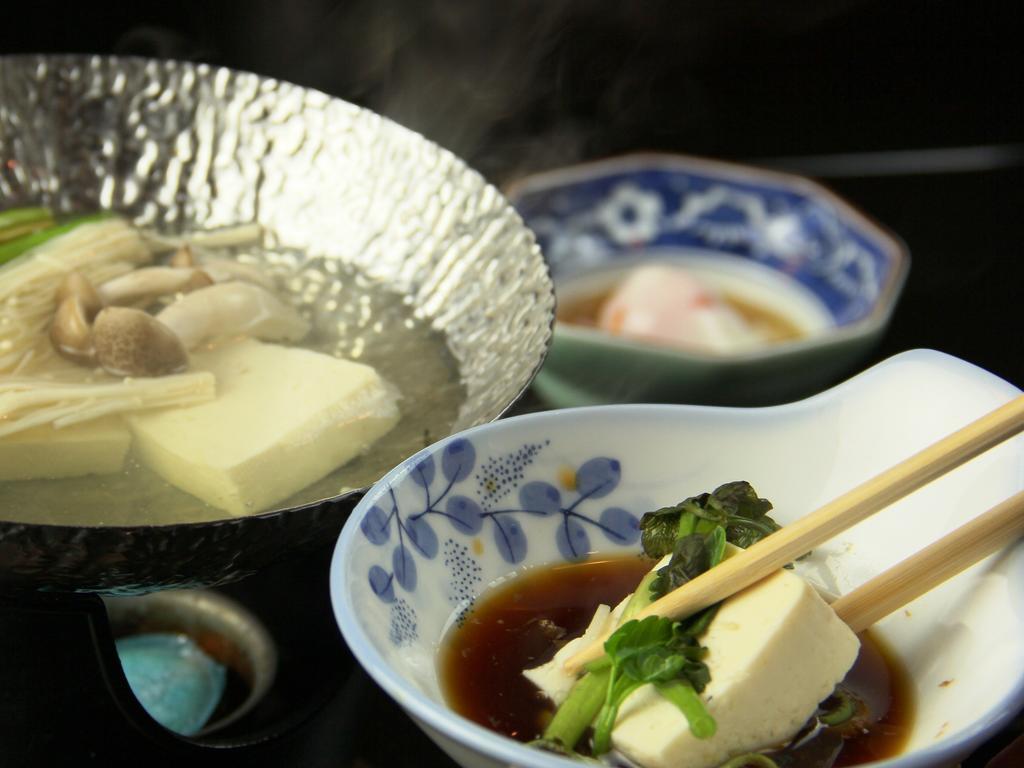 Honkan Gentaroya Hotell Nozawaonsen Exteriör bild