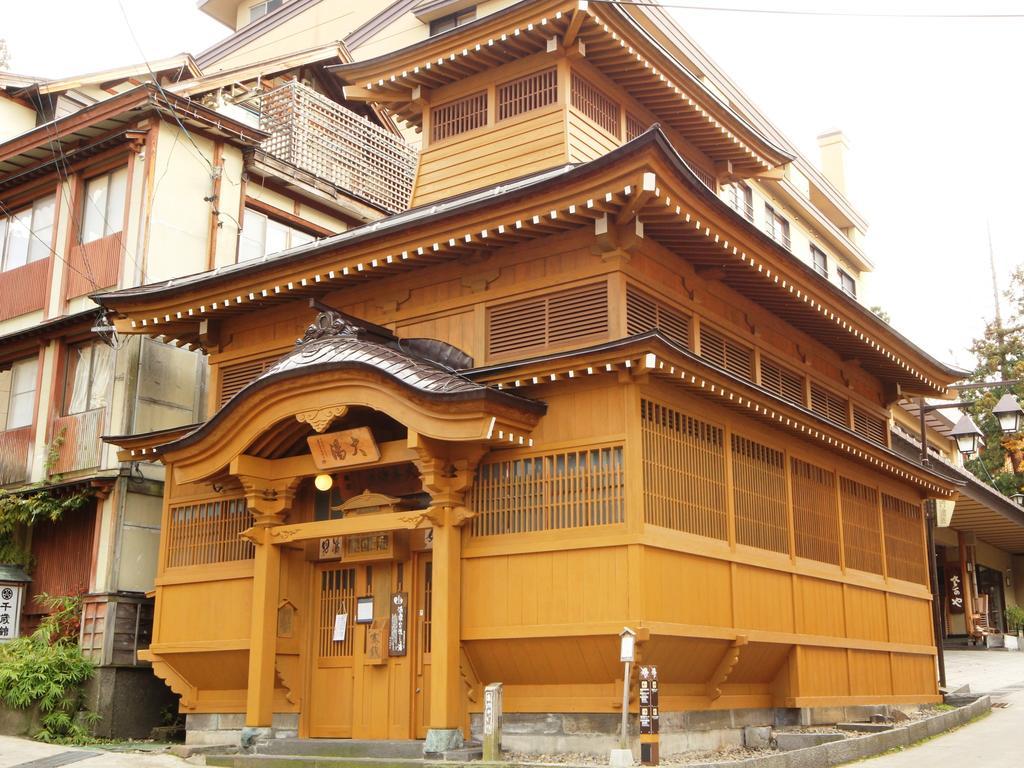 Honkan Gentaroya Hotell Nozawaonsen Exteriör bild